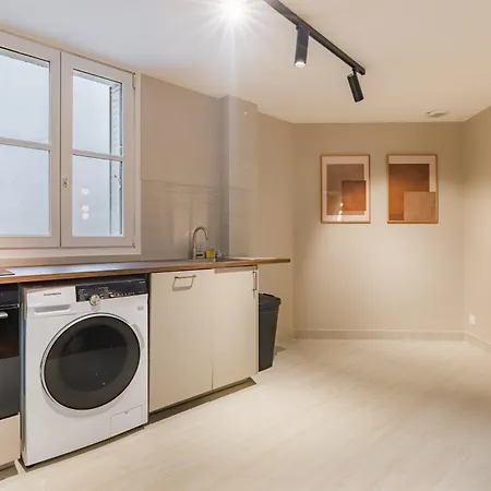 Apartment Grand Design Sous Les Toits, 16e